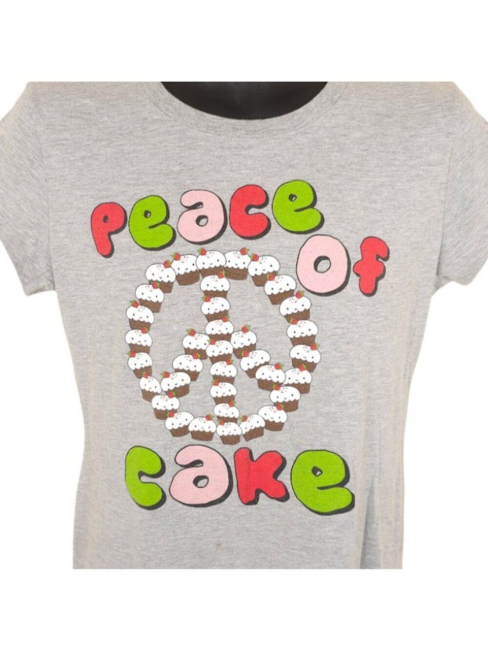 Peace Of Cake T Shirt Junior Womens Size 2XL Gray Kawaii Cute Cupcakes Dessert